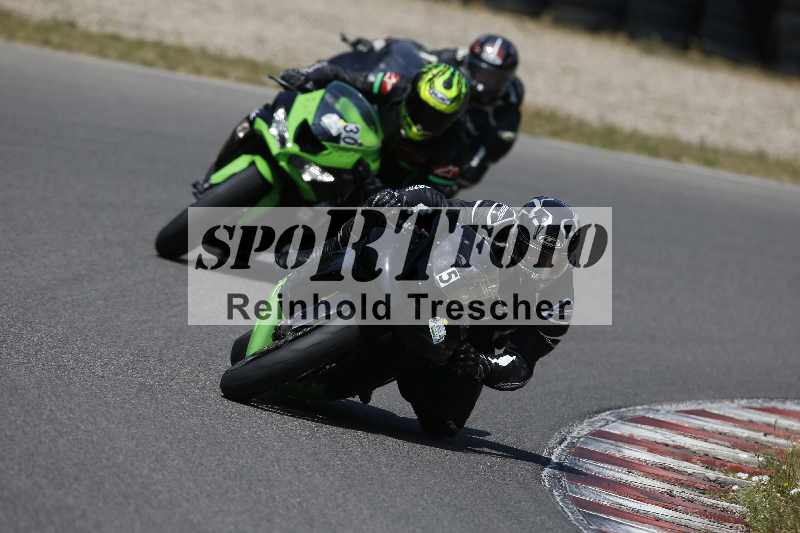 /Archiv-2023/28 05.06.2023 Moto Club Anneau du Rhin/vert-medium/30